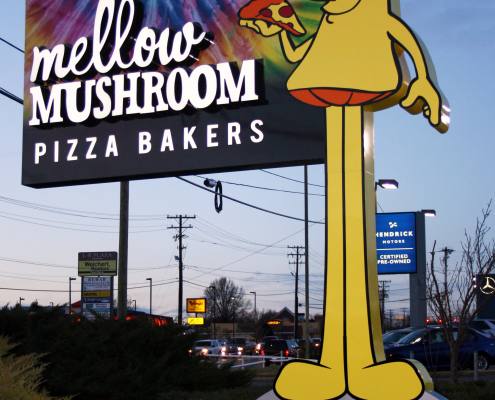 pylon sign at mellow mushroom